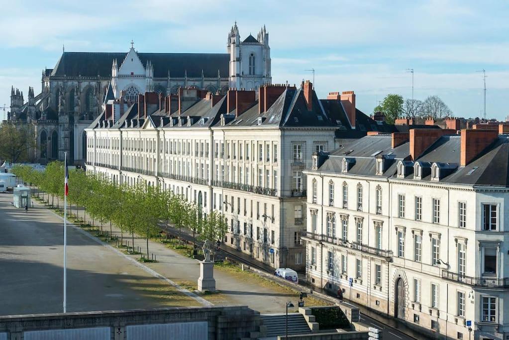 Grande Chambre Independante, Charme, Calme Sur Jardin, Nantes Centre, Acces Prive Par Escalier De L'Immeuble, Sdb & Wc Prives, 10 Minutes Gare Et Palais Des Congres Exterior foto